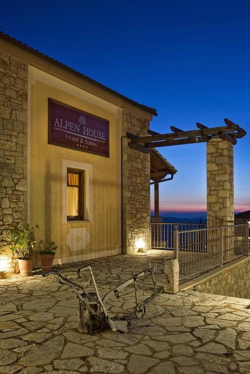 Alpen House Hotel & Suites Arachova Dış mekan fotoğraf