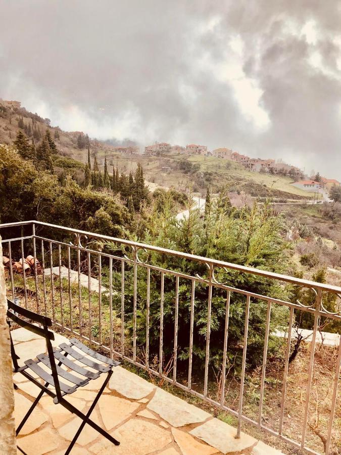 Alpen House Hotel & Suites Arachova Dış mekan fotoğraf