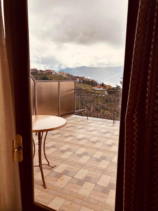 Alpen House Hotel & Suites Arachova Dış mekan fotoğraf