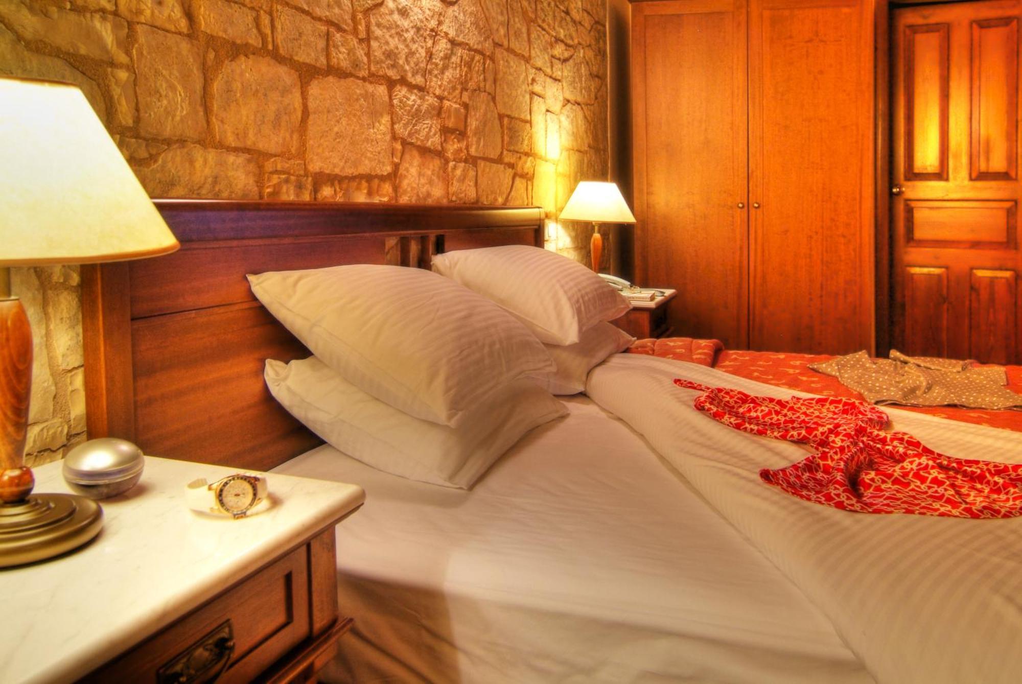 Alpen House Hotel & Suites Arachova Dış mekan fotoğraf