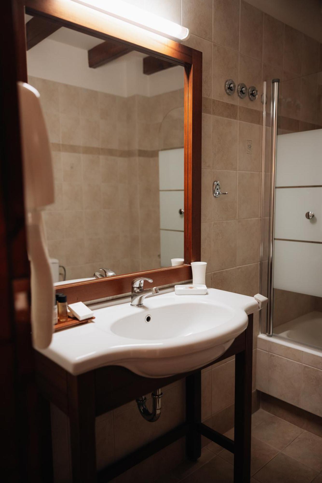 Alpen House Hotel & Suites Arachova Dış mekan fotoğraf